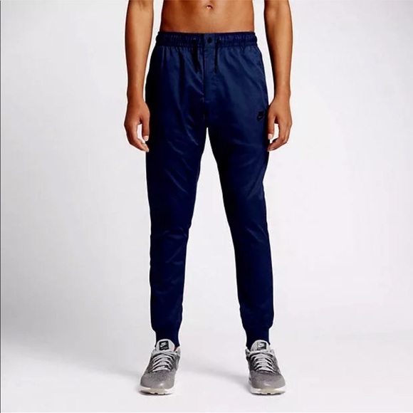nike nsw modern jogger